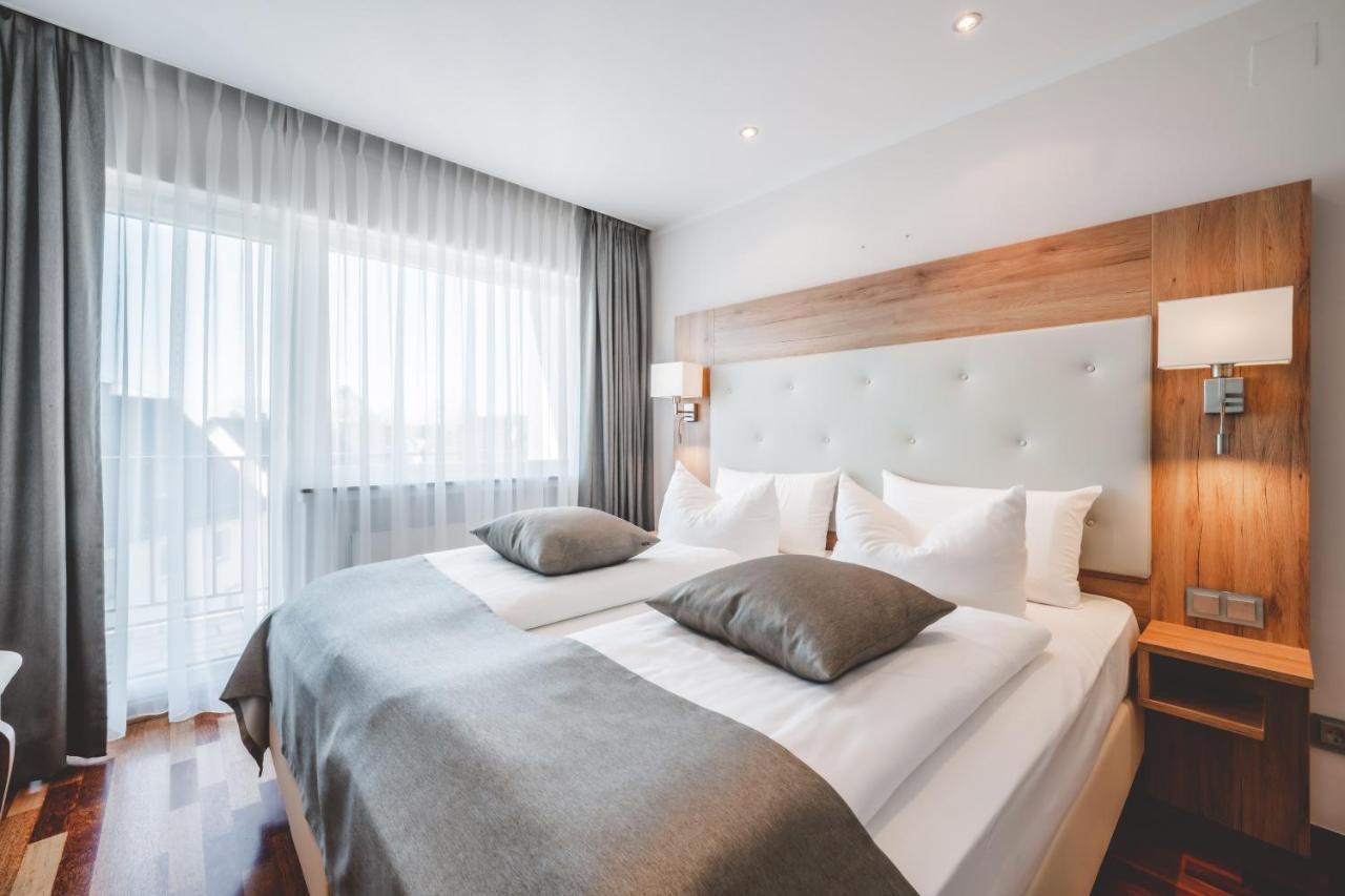 Landidyll Hotel Weidenbrueck & Spa Swisttal Exteriör bild