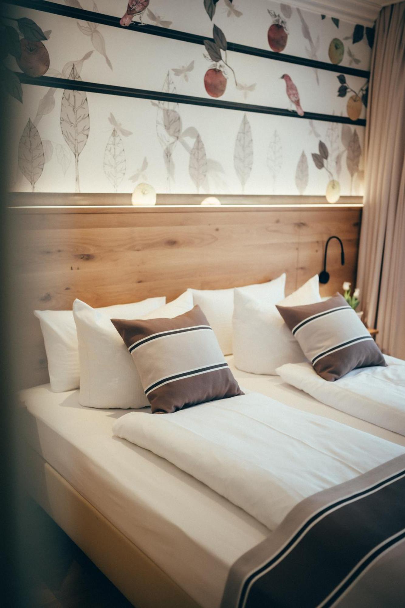 Landidyll Hotel Weidenbrueck & Spa Swisttal Exteriör bild